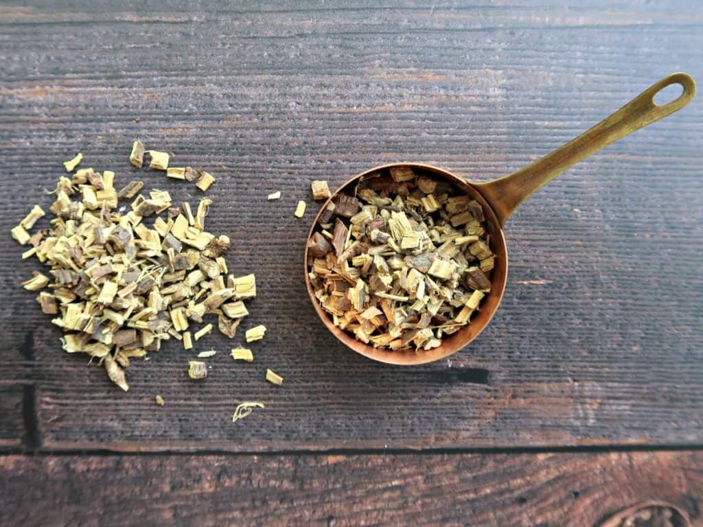 Dried, chopped Liquorice Root